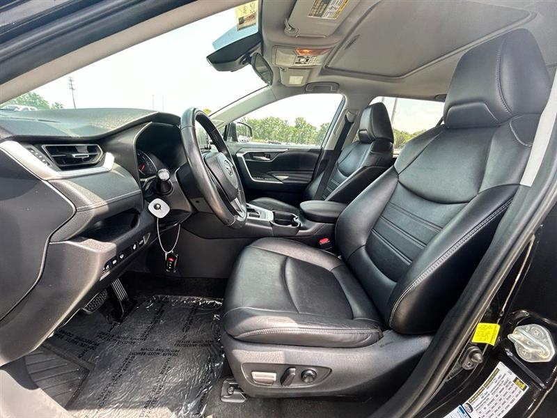 2019 TOYOTA RAV4 XLE PREMIUM