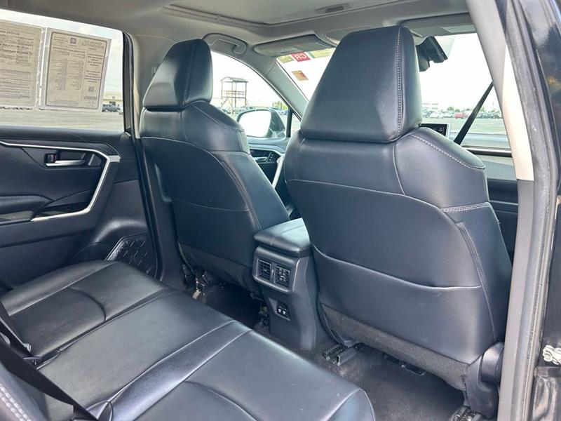 2019 TOYOTA RAV4 XLE PREMIUM