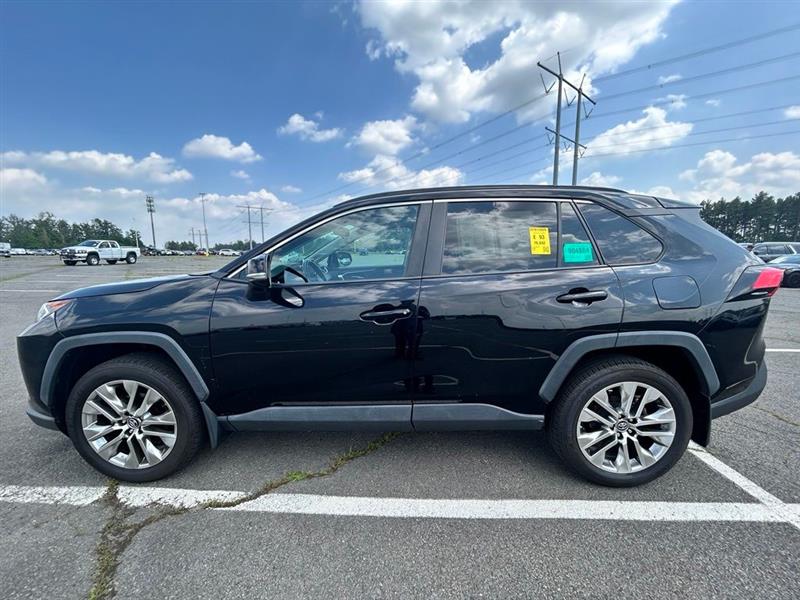 2019 TOYOTA RAV4 XLE PREMIUM