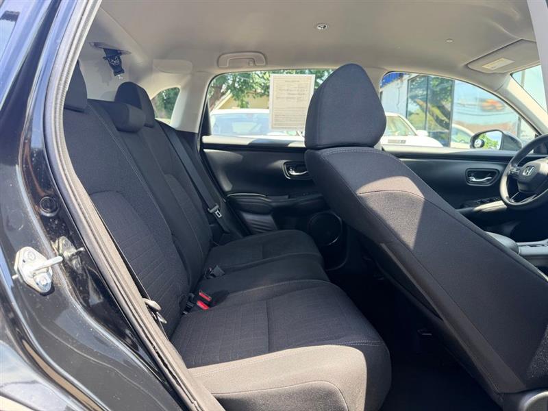 2023 HONDA HR-V LX
