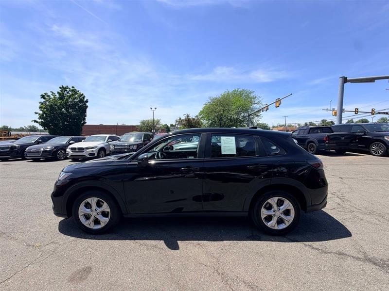 2023 HONDA HR-V LX