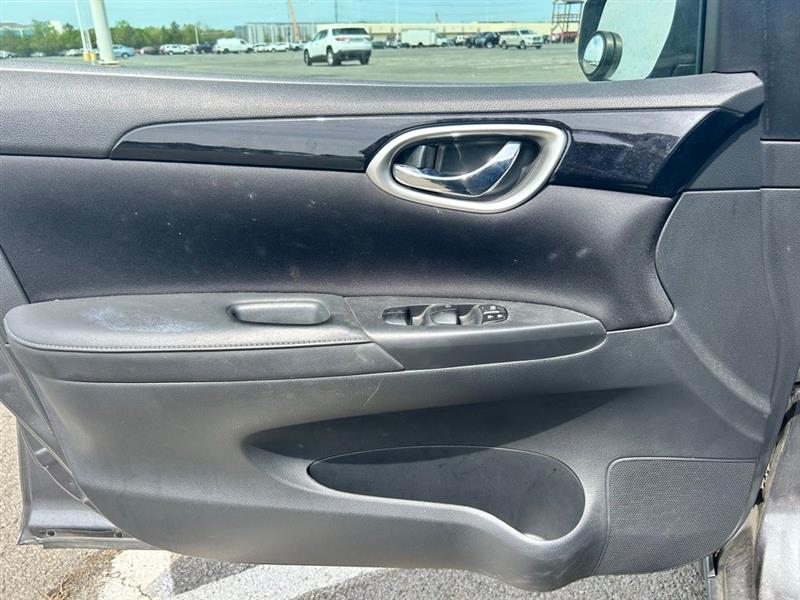 2018 NISSAN SENTRA SV