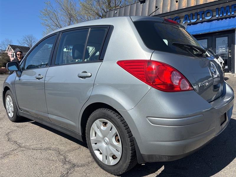 2010 NISSAN VERSA S