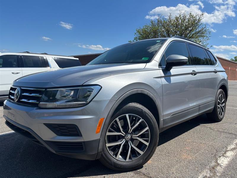 2019 VOLKSWAGEN TIGUAN SE