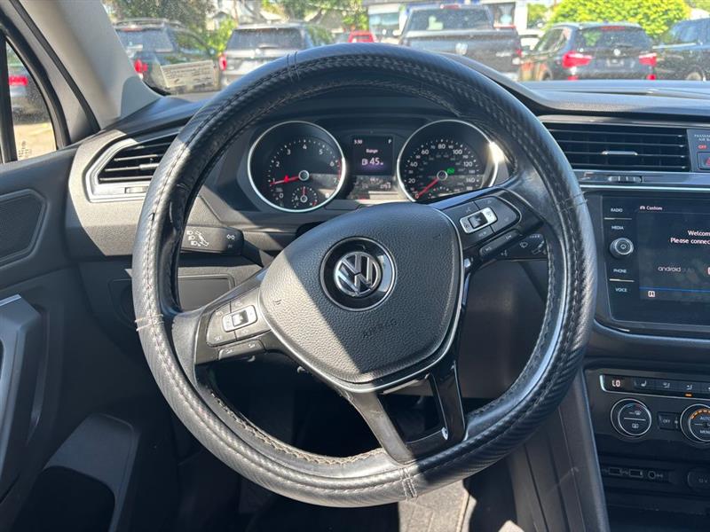 2019 VOLKSWAGEN TIGUAN SE