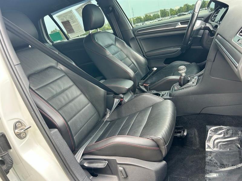 2021 VOLKSWAGEN GOLF GTI S