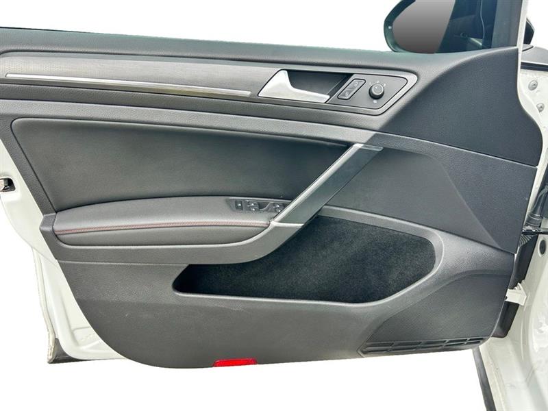2021 VOLKSWAGEN GOLF GTI S