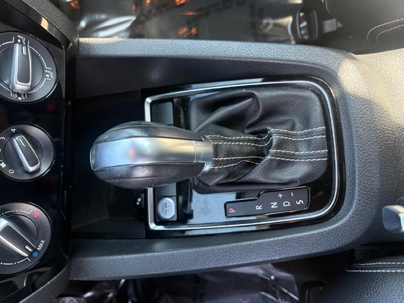 2016 VOLKSWAGEN JETTA 1.8T SPORT