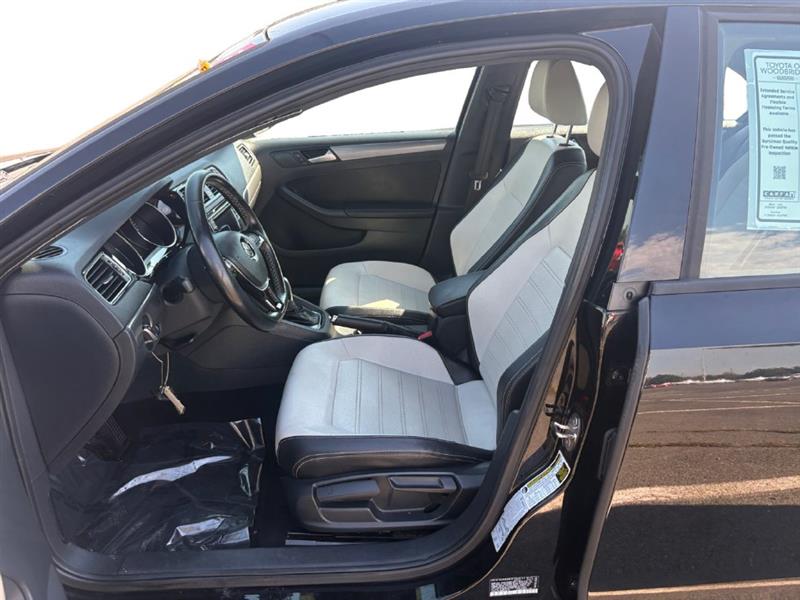 2016 VOLKSWAGEN JETTA 1.8T SPORT