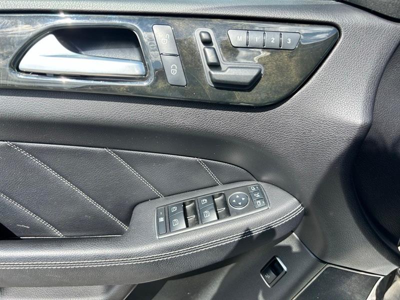 2016 MERCEDES-BENZ GL350 BlueTEC