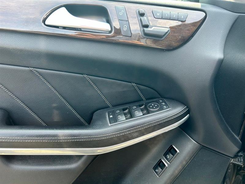 2013 MERCEDES-BENZ GL350 BlueTEC