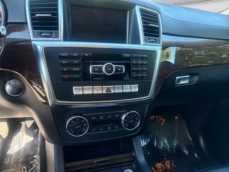 2013 MERCEDES-BENZ GL350 BlueTEC