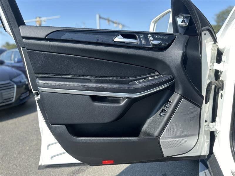 2017 MERCEDES-BENZ GLS550 