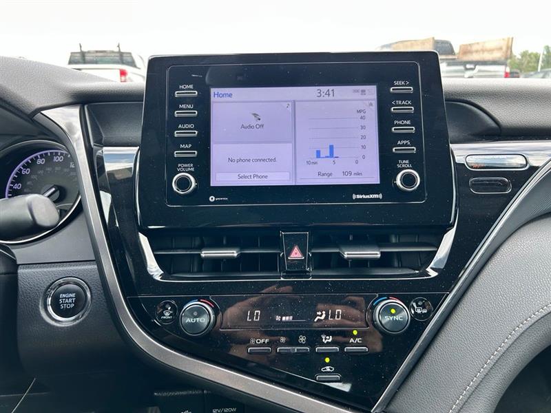 2018 TOYOTA CAMRY SE