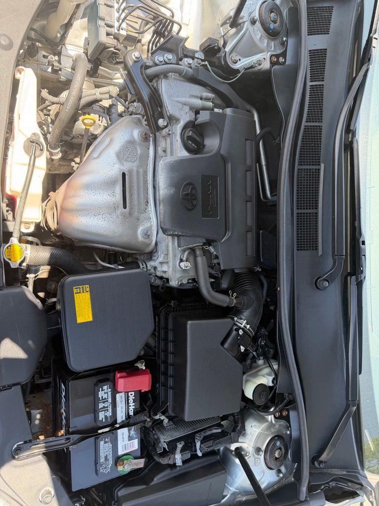 2015 TOYOTA CAMRY SE