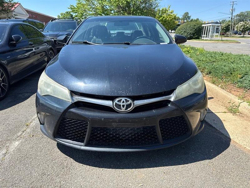 2016 TOYOTA CAMRY SE