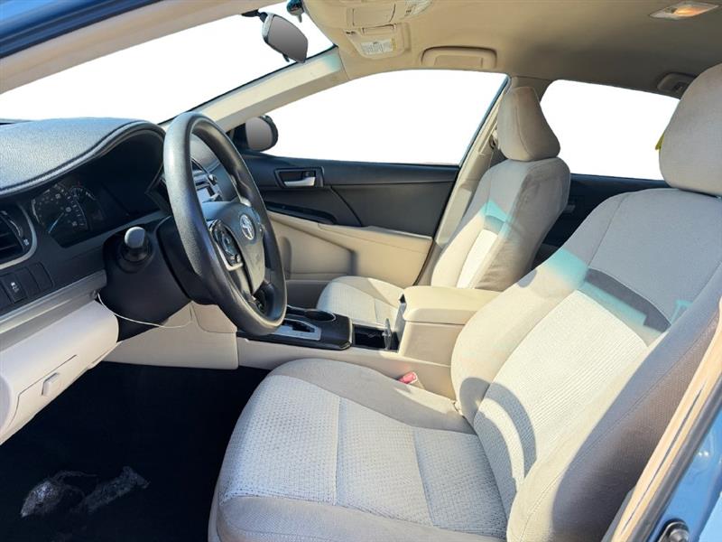 2013 TOYOTA CAMRY LE
