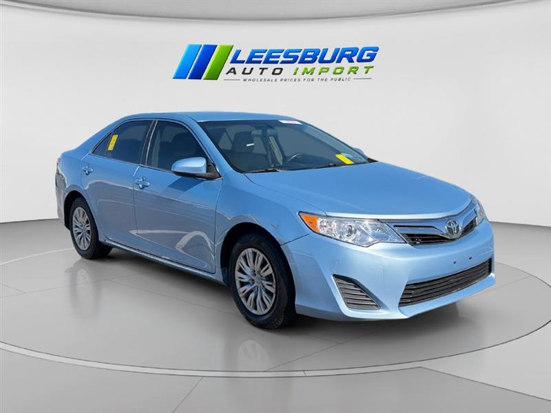 2013 TOYOTA CAMRY LE