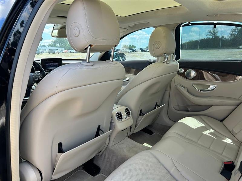 2015 MERCEDES-BENZ C300 
