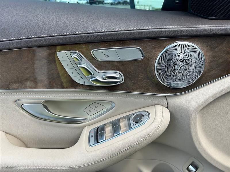 2015 MERCEDES-BENZ C300 