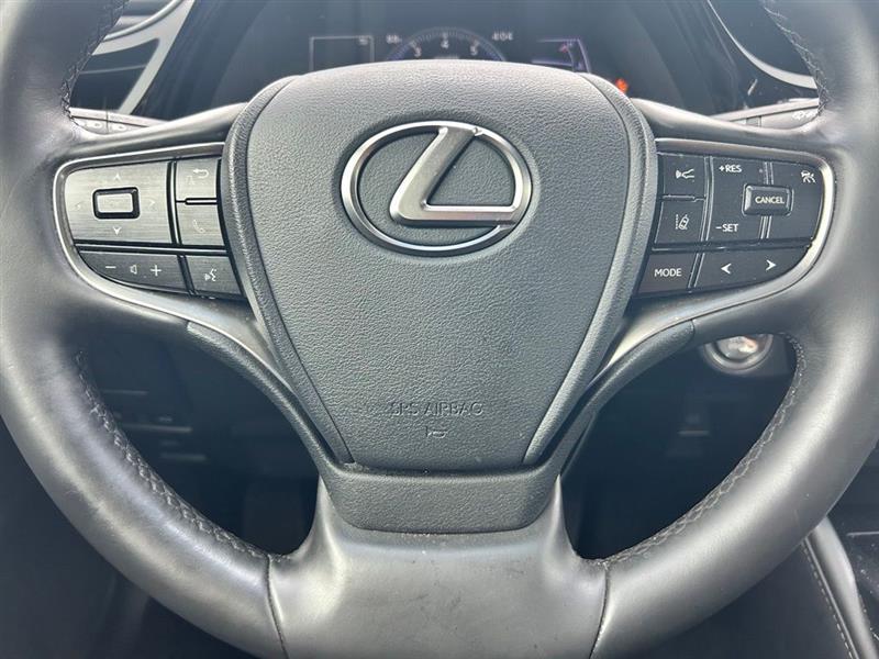 2022 LEXUS ES250 