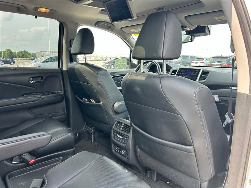 2017 HONDA PILOT ELITE