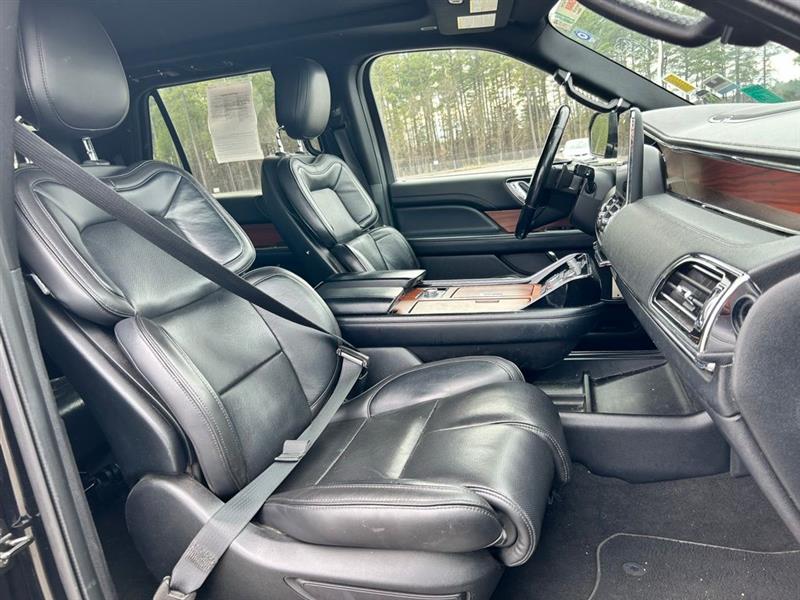 2018 LINCOLN NAVIGATOR SELECT