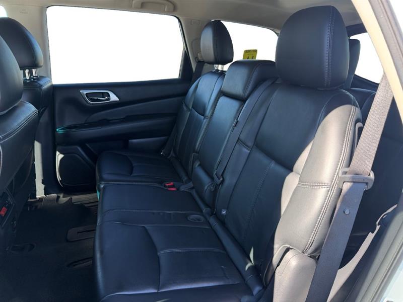 2016 NISSAN PATHFINDER SL