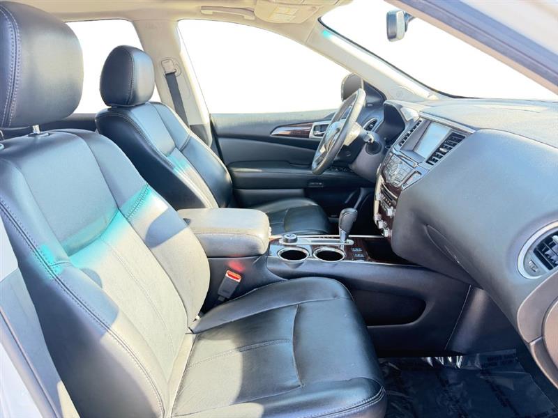 2016 NISSAN PATHFINDER SL