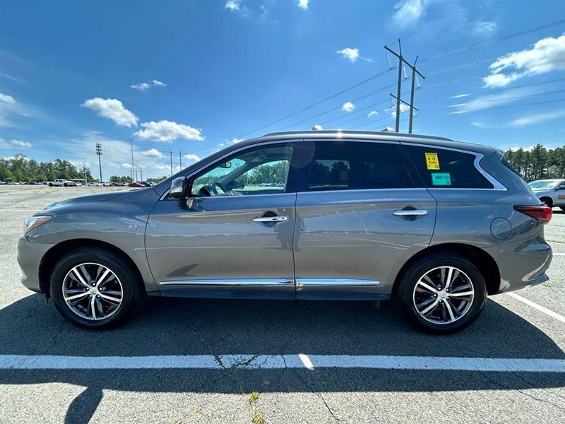2019 INFINITI QX60 LUXE