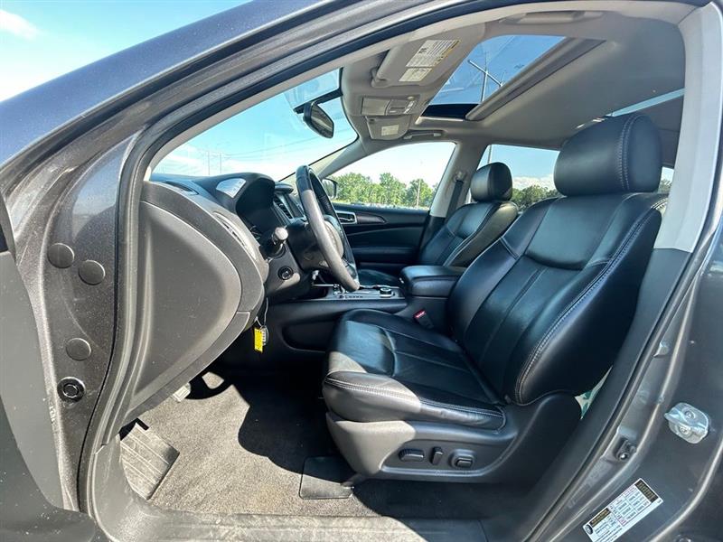 2018 NISSAN PATHFINDER PLATINUM