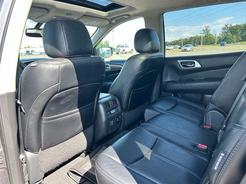 2018 NISSAN PATHFINDER PLATINUM