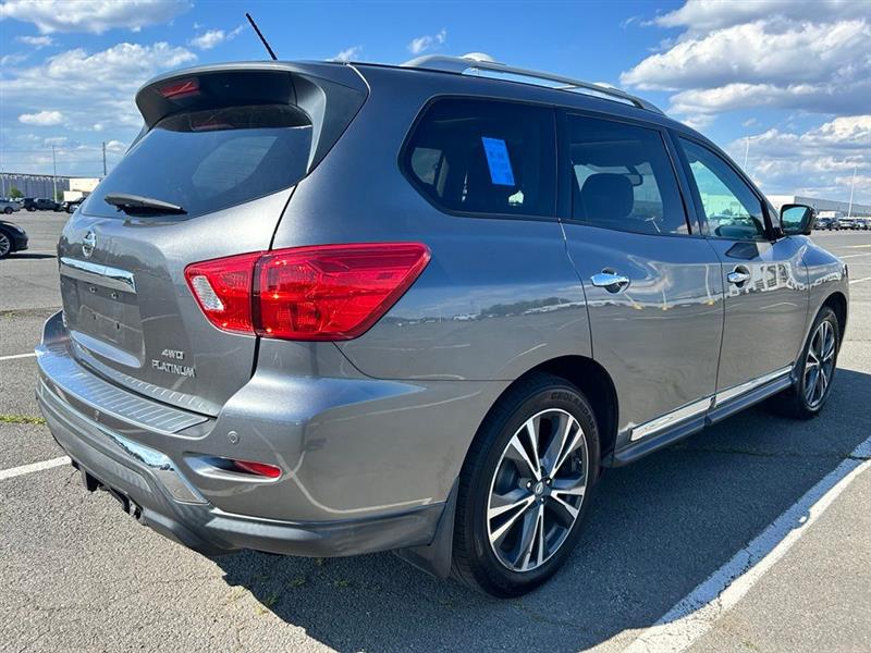 2018 NISSAN PATHFINDER PLATINUM