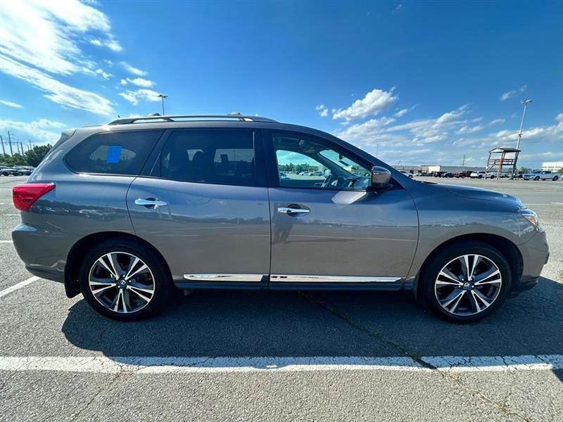 2018 NISSAN PATHFINDER PLATINUM