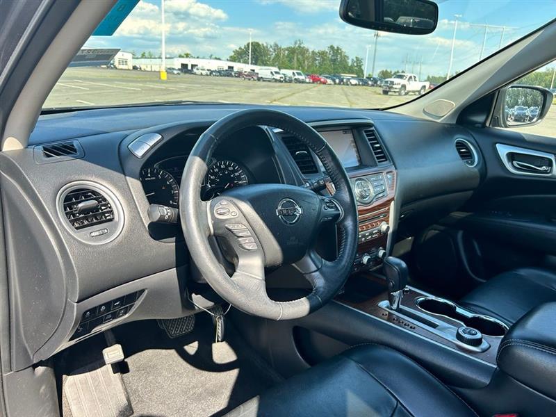 2018 NISSAN PATHFINDER PLATINUM