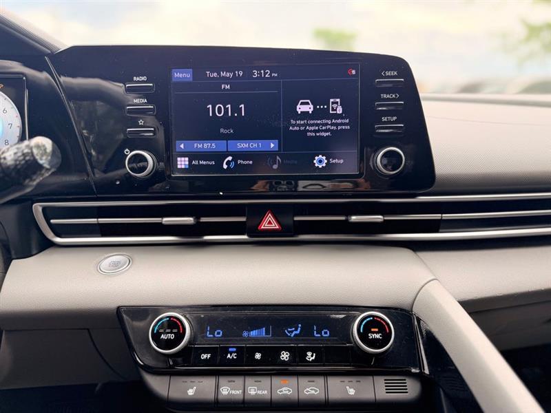 2022 HYUNDAI ELANTRA SEL