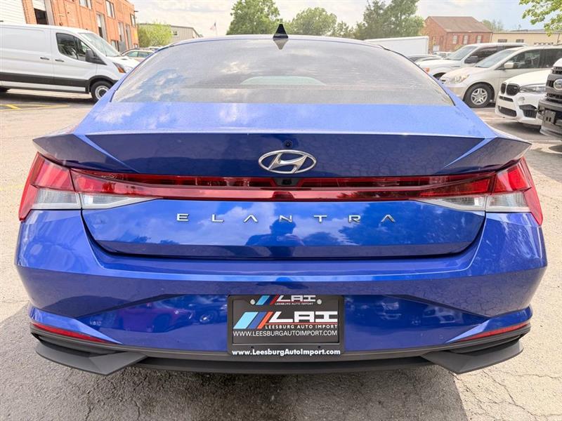 2022 HYUNDAI ELANTRA SEL