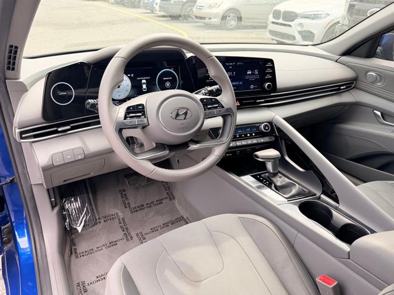 2022 HYUNDAI ELANTRA SEL