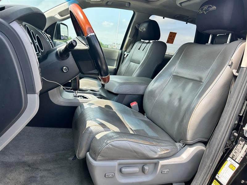 2011 TOYOTA SEQUOIA PLATINUM