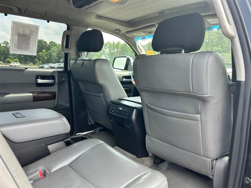 2011 TOYOTA SEQUOIA PLATINUM