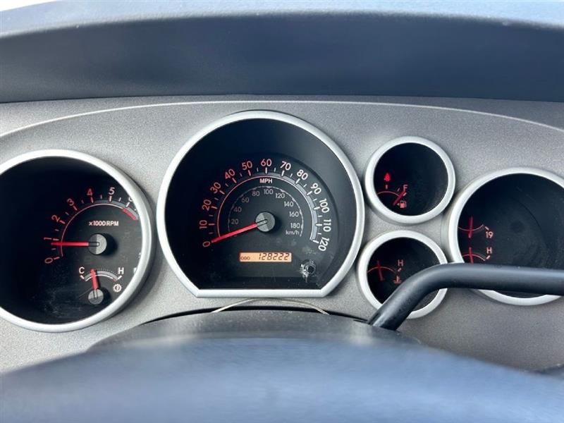 2011 TOYOTA TUNDRA 
