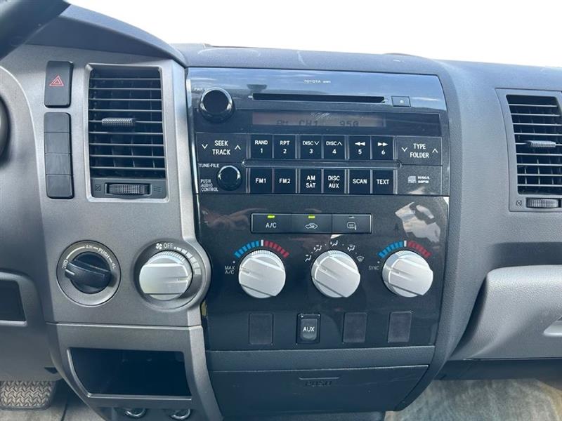2011 TOYOTA TUNDRA 