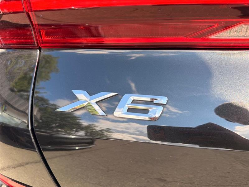 2022 BMW X6 XDRIVE40I