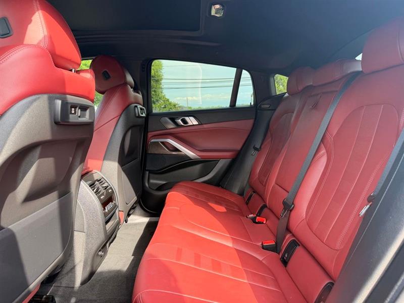 2022 BMW X6 XDRIVE40I
