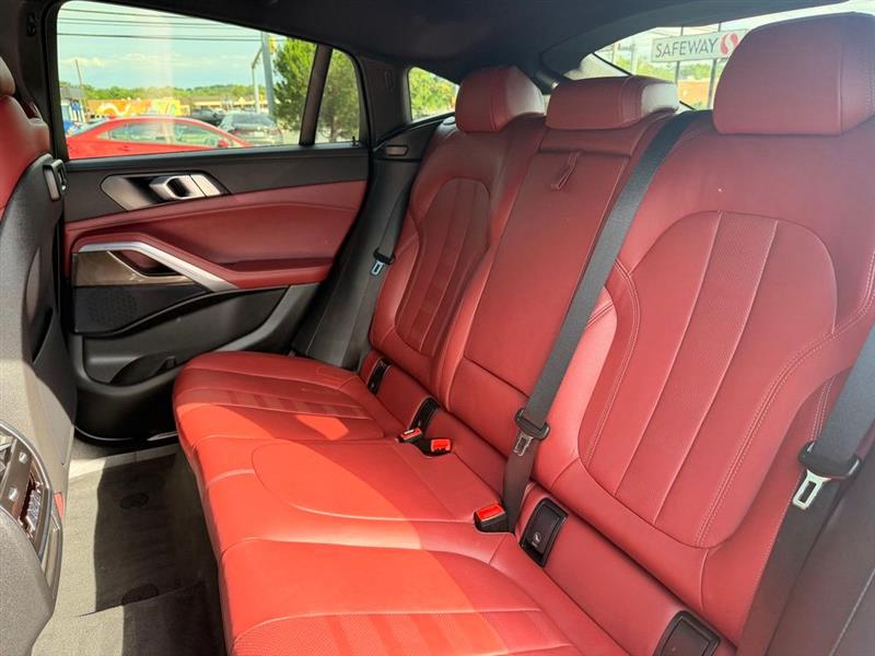 2022 BMW X6 XDRIVE40I