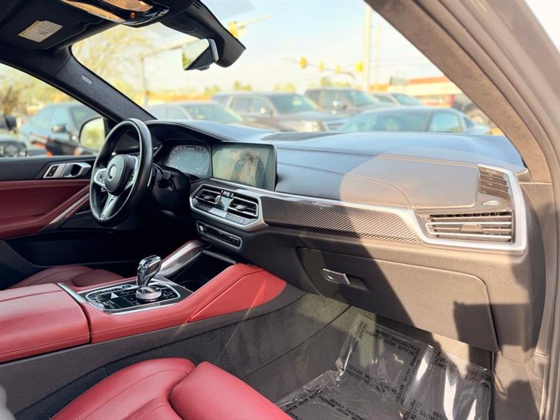 2022 BMW X6 M50I