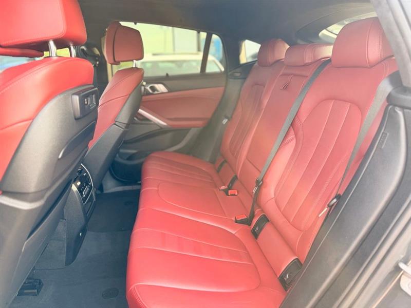 2022 BMW X6 M50I