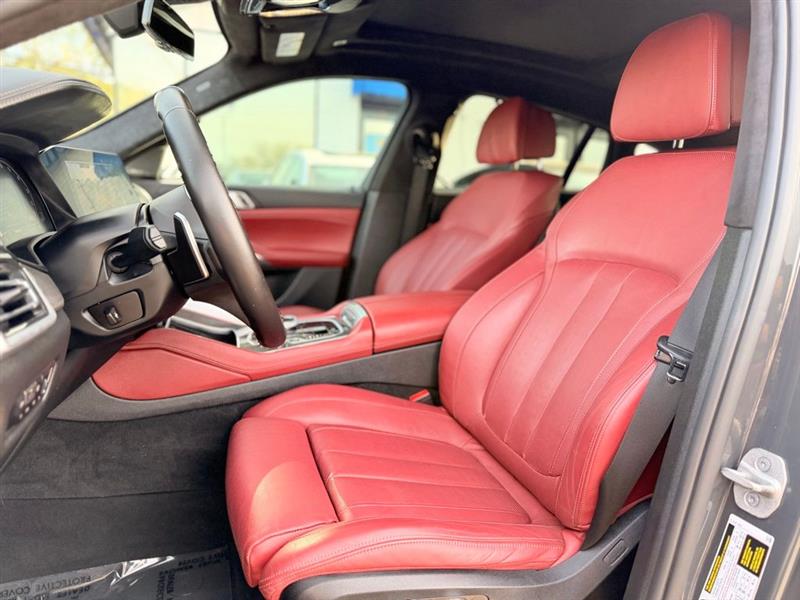 2022 BMW X6 M50I