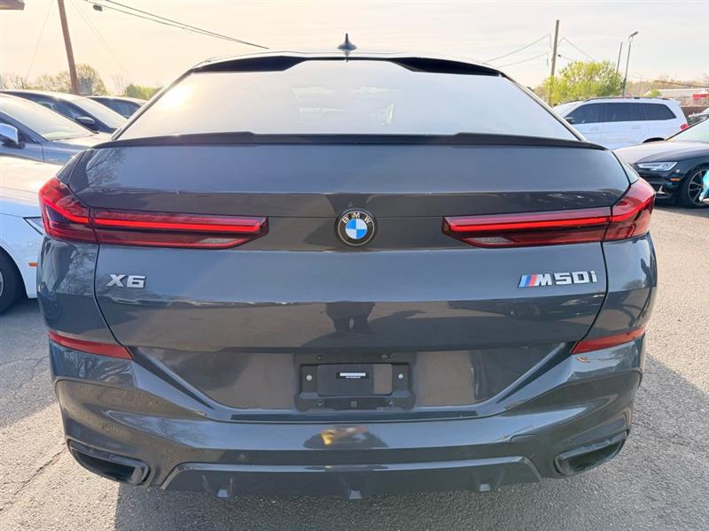 2022 BMW X6 M50I