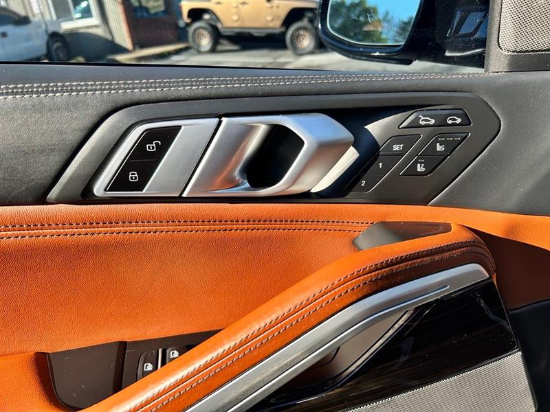 2021 BMW X6 M50I